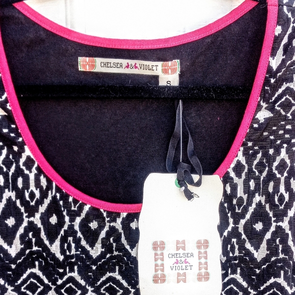 Chelsea & Violet Sleeveless Dress- Small NWT - Picture 2 of 7